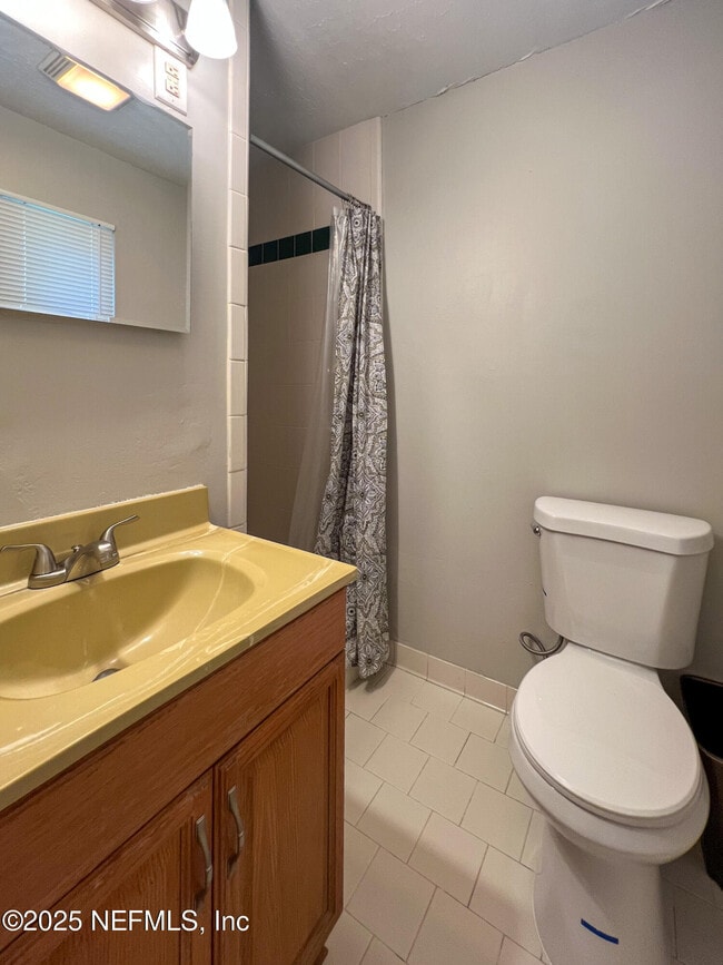 Building Photo - 8339 Holly Hill Cove