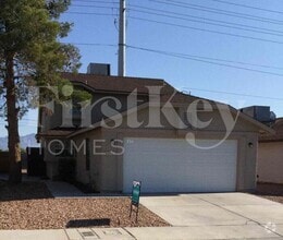 Building Photo - 2368 Valley Dr