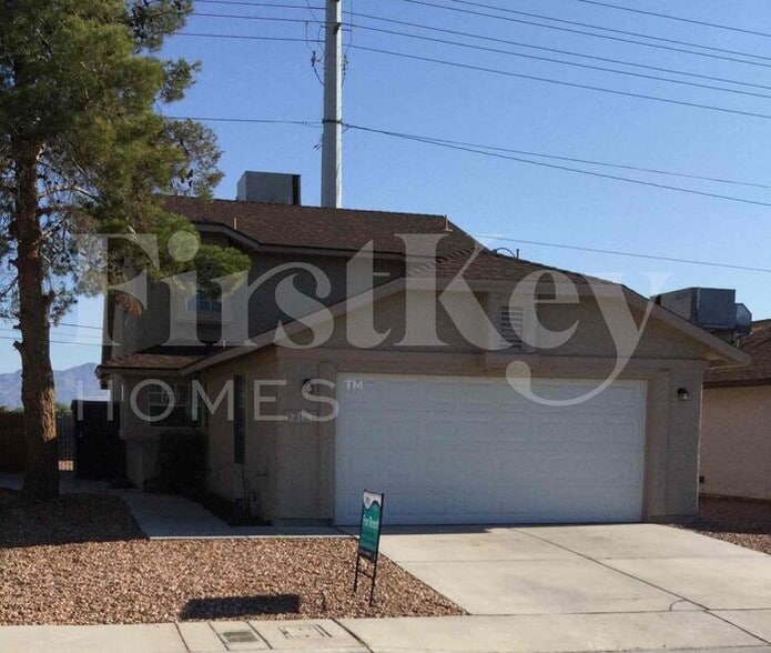Primary Photo - 2368 Valley Dr