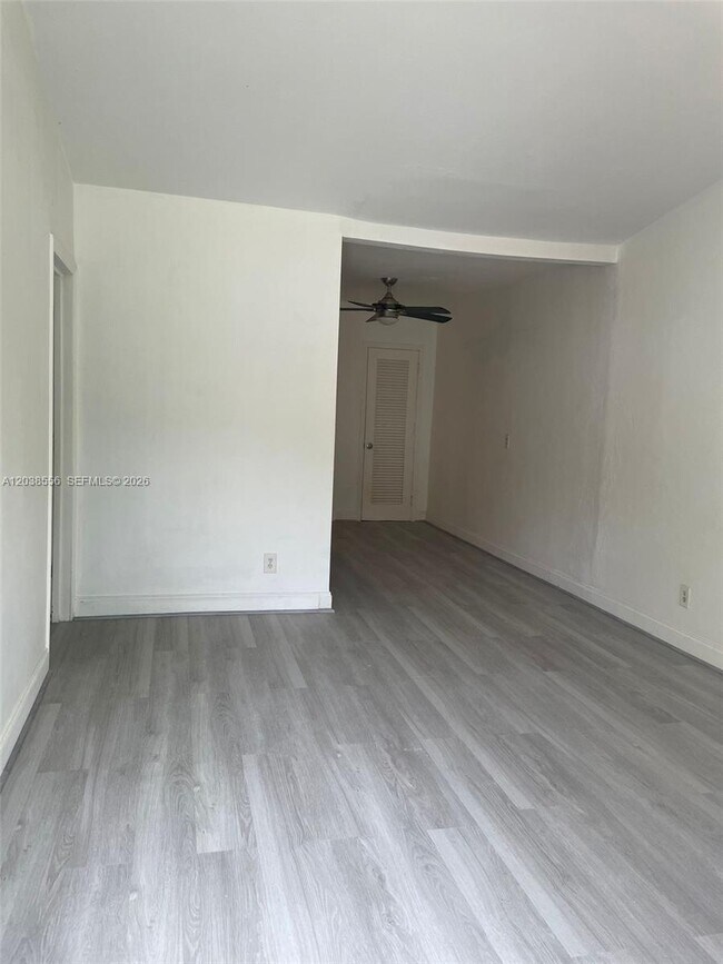 Building Photo - 1612 NE 110th Terrace