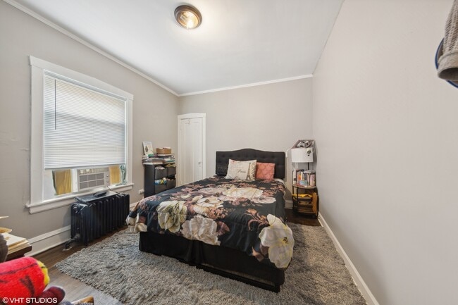 Building Photo - 4836 W Nelson St