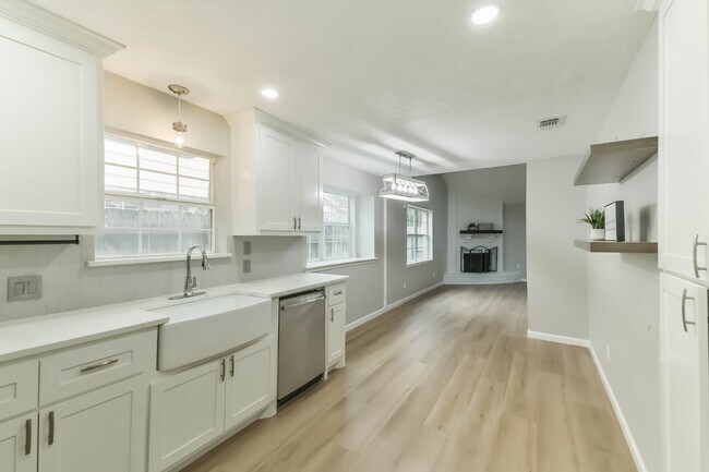 Building Photo - 11523 Early Mist Ct