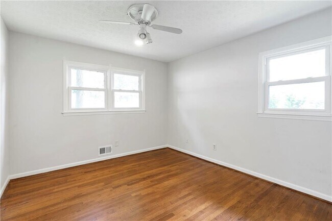 Building Photo - 2850 Templar Knight Dr