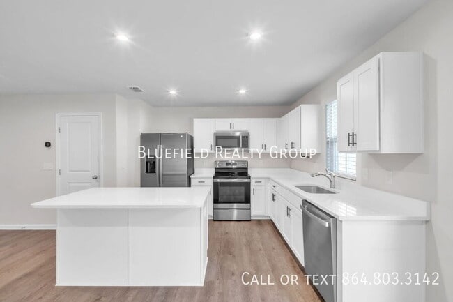 Building Photo - 158 Sarnesfield Wy