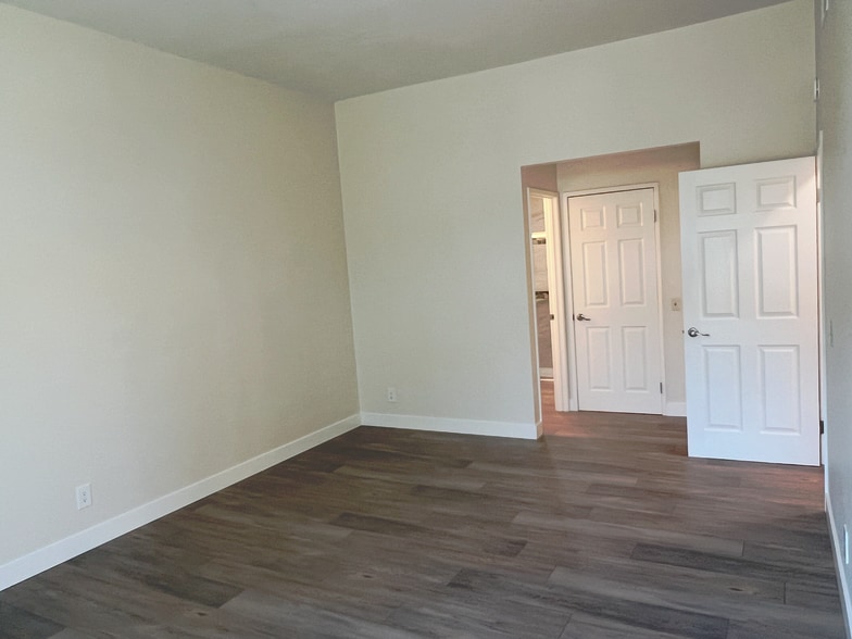 Primary Bedroom - 8 Town and Country Rd