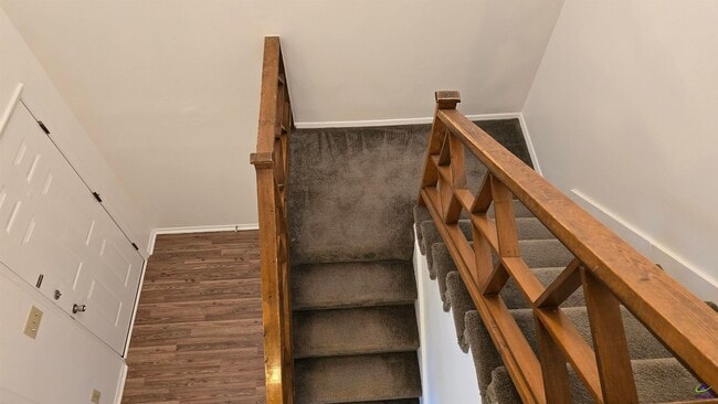 Building Photo - 313 Westcliff Center St