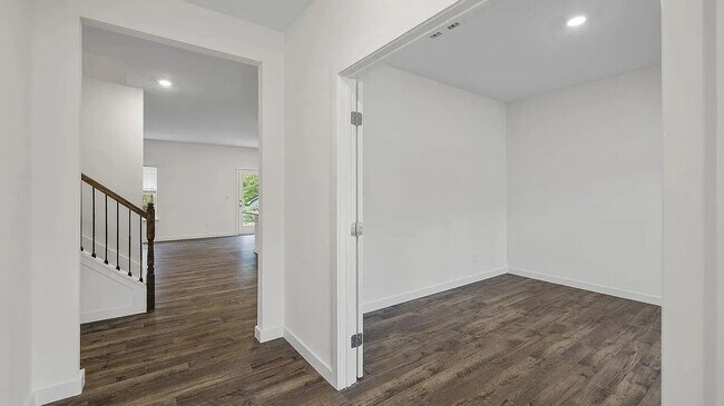 Building Photo - Newly built home