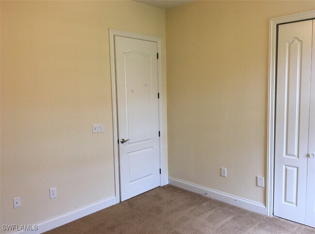 Building Photo - 1292 Verde Dr