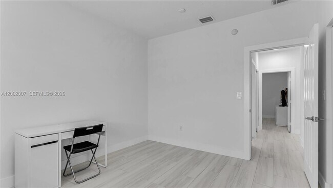 Building Photo - 15817 SW 138th Terrace