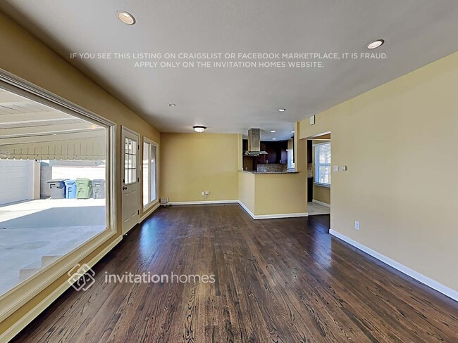 Building Photo - 10958 Choisser St