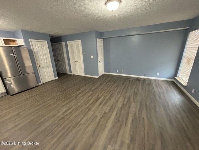 Building Photo - 2122 W Jefferson St