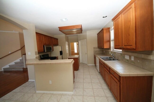 Building Photo - 2408 Cranberry Cove