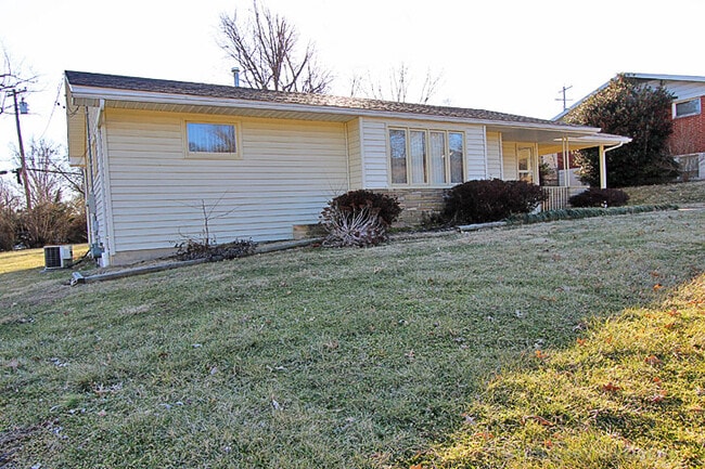 Building Photo - House in Cape Girardeau