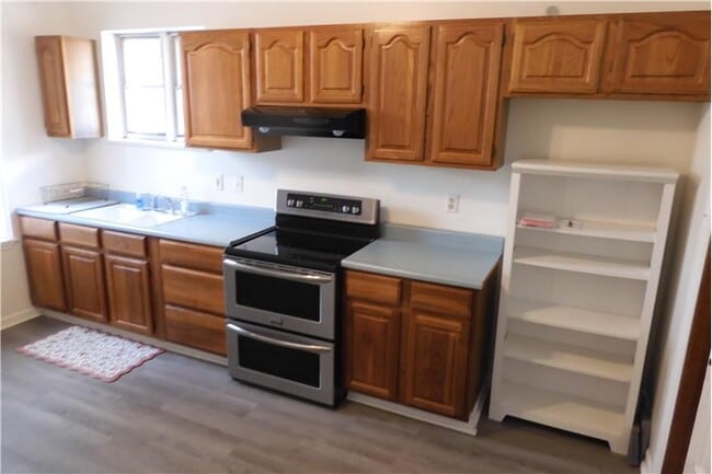 Building Photo - 203 Boone St