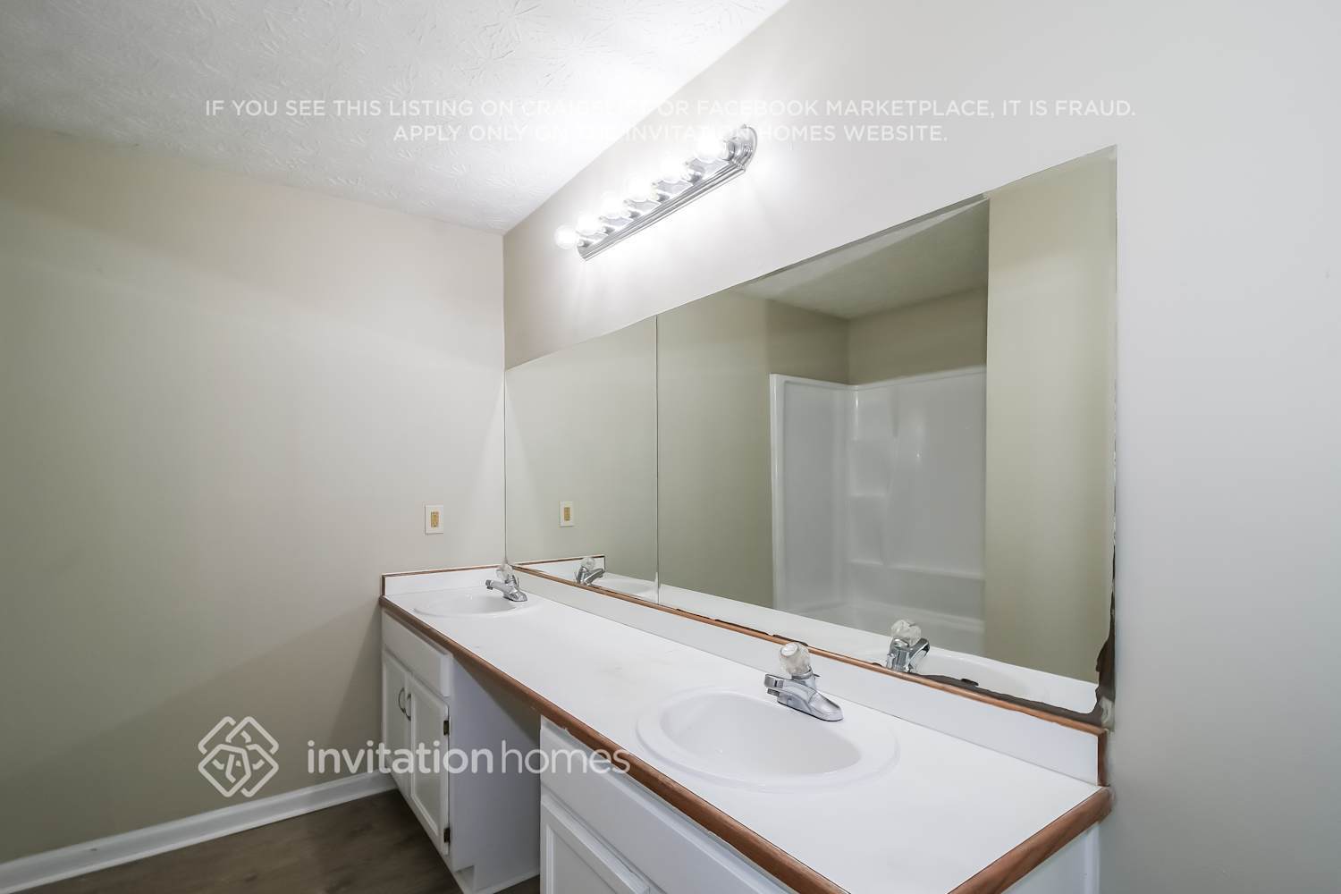 Building Photo - 4400 Milton Trail SW