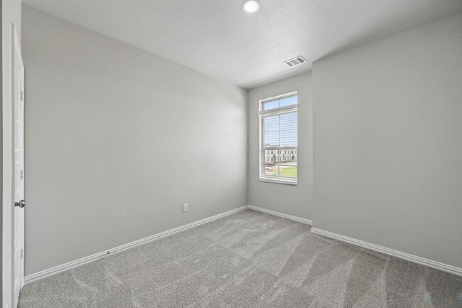 Building Photo - 2080 Layla Dr