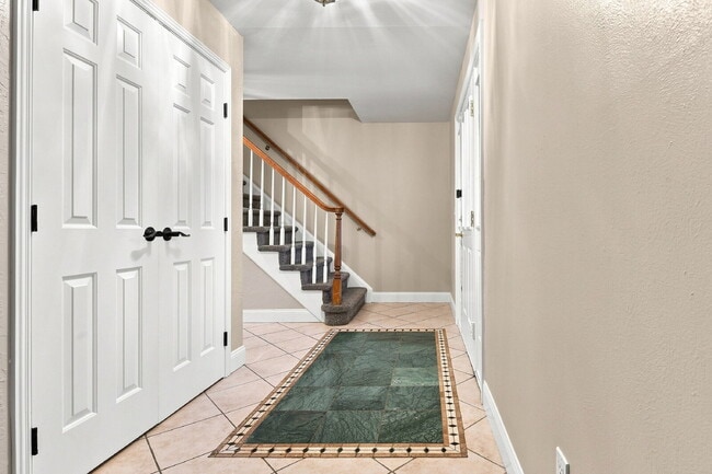 Building Photo - $2,645.95, 4-bed, 2.5-bath located in Centennial with a fenced backyard.