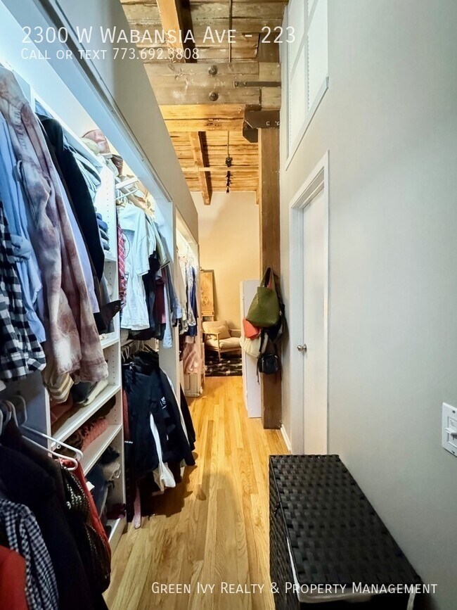 Building Photo - 2300 W Wabansia Ave