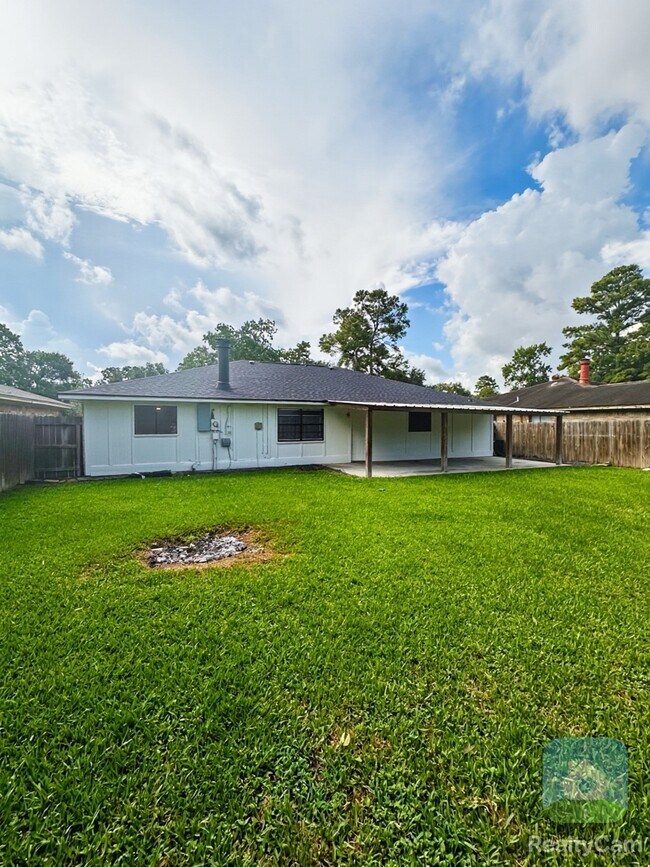 Building Photo - 5007 Monteith Dr