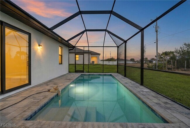 Building Photo - 1109 NE 2nd Ave