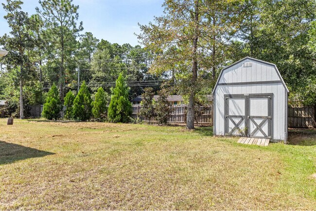 Building Photo - 3229 Atlas Dr