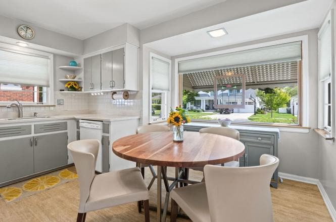 Building Photo - 2666 Porter Pl