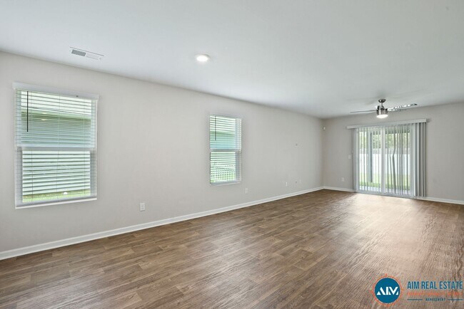 Building Photo - 127 Auditorium Rd