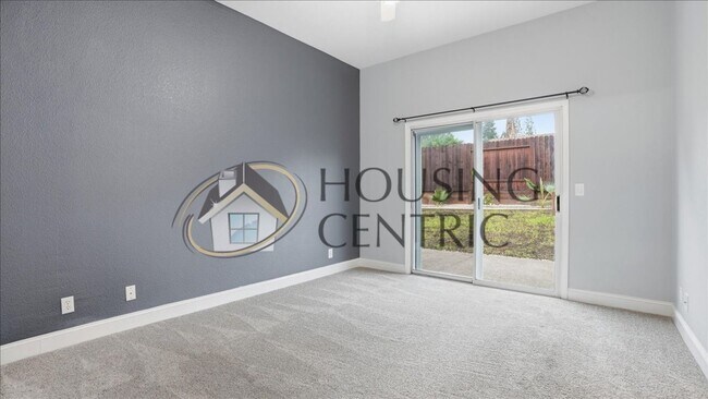 Building Photo - Stunning Single Story Fair Oaks Rental with Large Backyard in GREAT LOCATION!