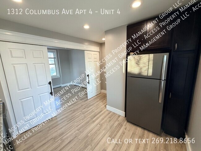 Building Photo - 1312 Columbus Ave