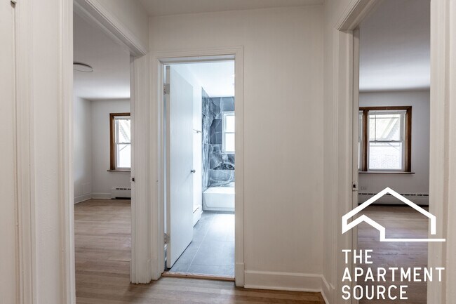 Building Photo - 4818 N Saint Louis Ave