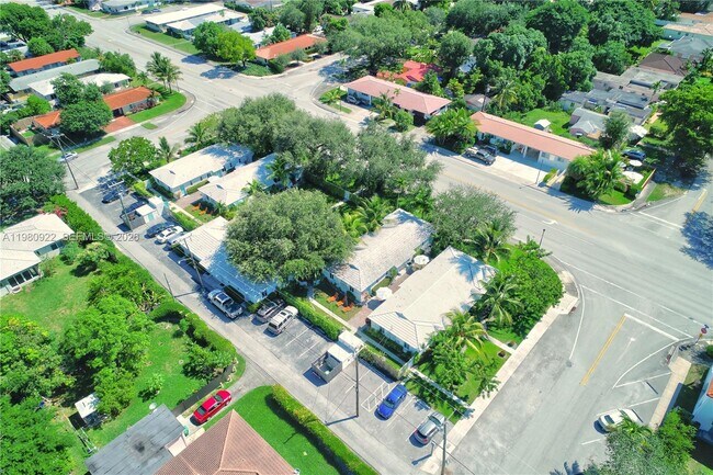 Building Photo - 8824 NE 2nd Ave