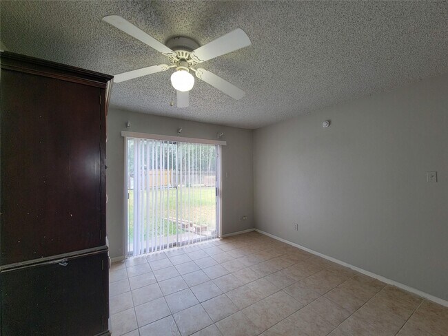 Building Photo - 17706 Glenhagen Ct