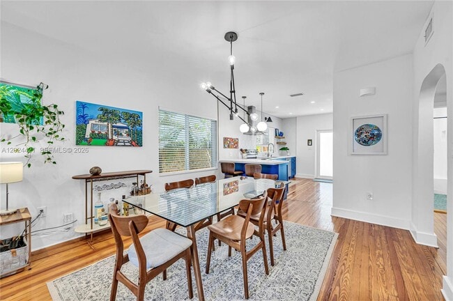 Building Photo - 1337 SW 15th St