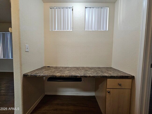 Building Photo - 18416 N Cave Creek Rd