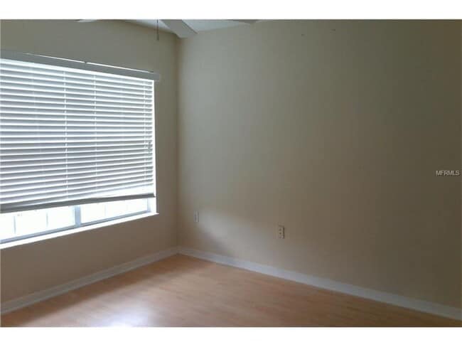 Building Photo - 10422 White Lake Ct