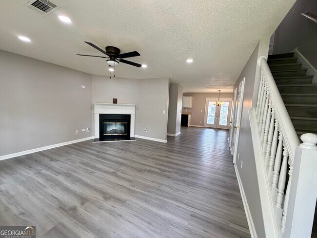Building Photo - 3354 Waggoner Ln
