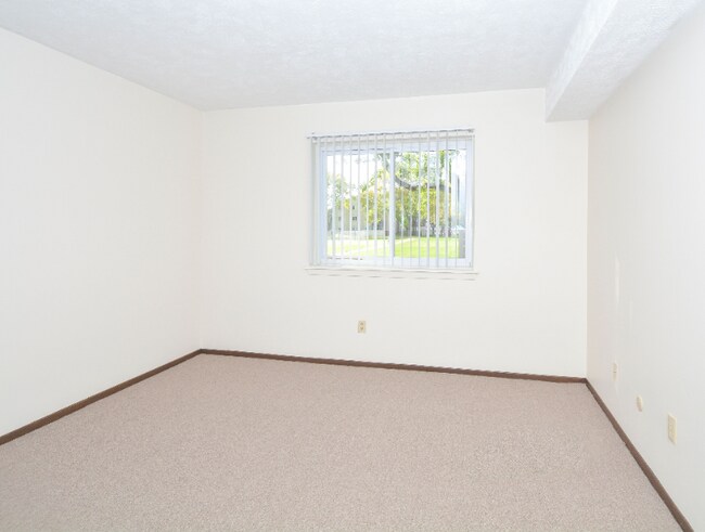 Building Photo - 1605 41st St NW