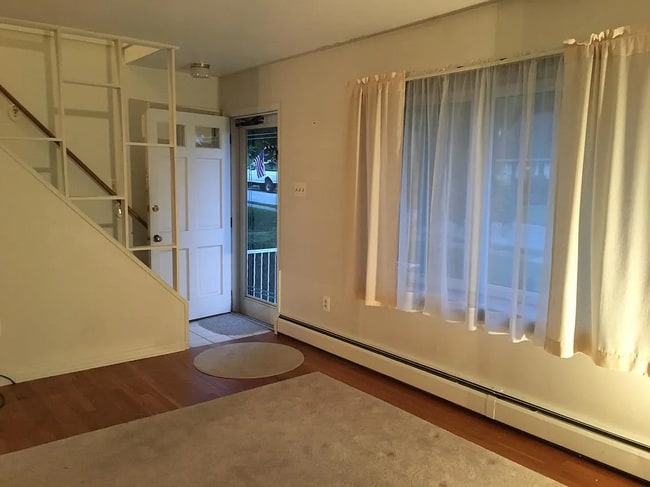 Building Photo - 2621 27th St SW