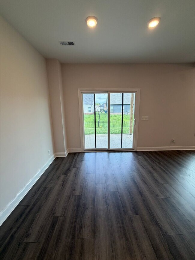 Building Photo - 2636 Rafiki Dr