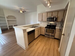 Building Photo - Mesa 6 LLC - Bermuda Dunes Units