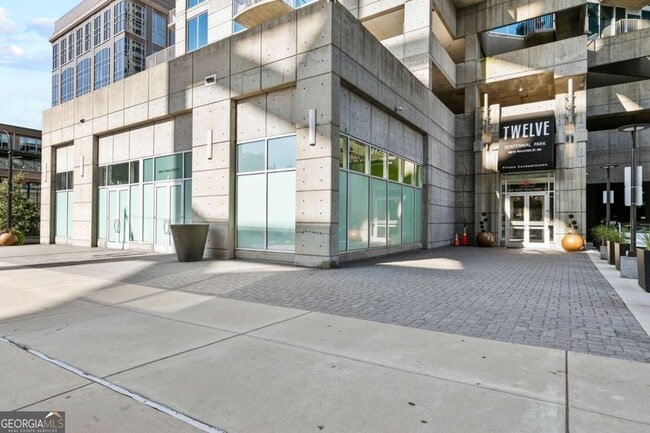 Building Photo - 400 W Peachtree St NW