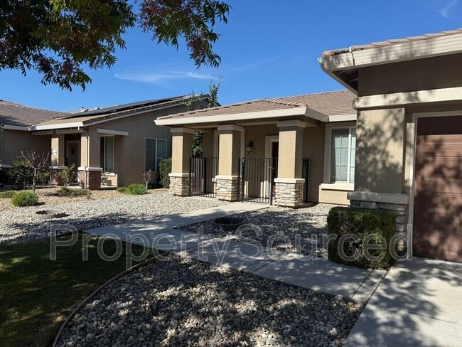 Building Photo - 333 Catmint St