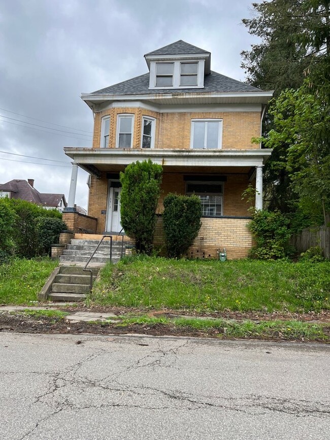 Building Photo - 3313 Allendale St