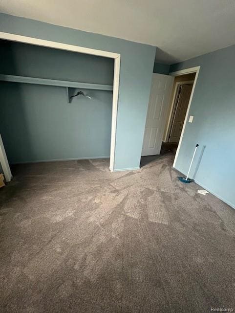 Building Photo - 9118 Riverdale Ave