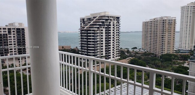 Primary Photo - 701 Brickell Key Blvd