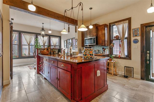 Building Photo - 327 S Edgefield Ave