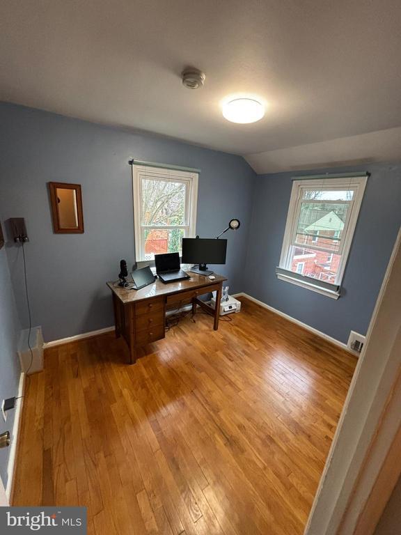 Building Photo - 2803 Albemarle Dr