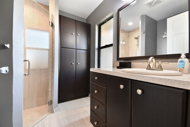 Building Photo - 2883 N Lockwood Meadows Blvd