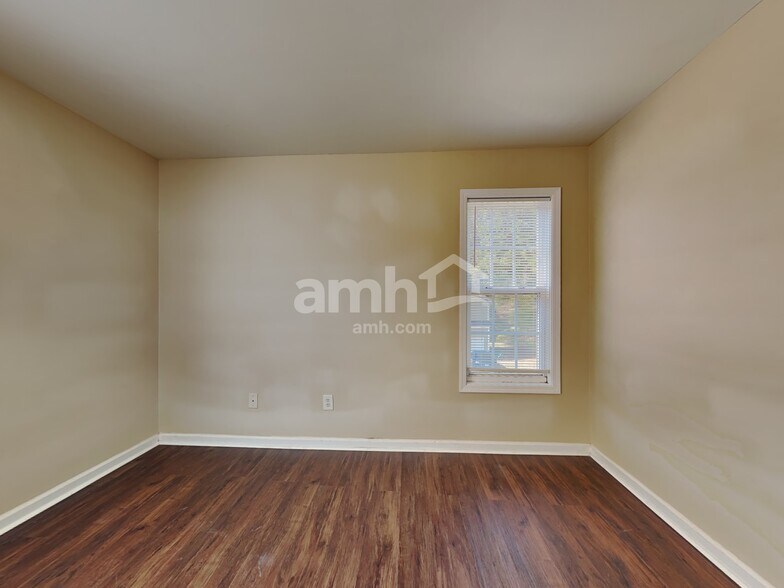 Building Photo - 815 Brookhannah Ct