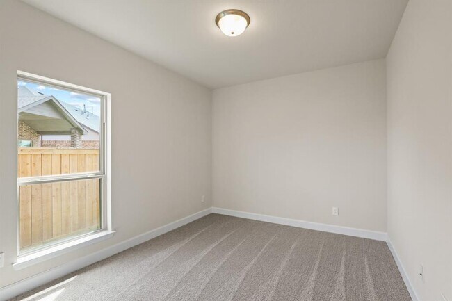 Building Photo - 18511 Wolf Mountain Ln